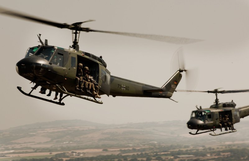Uh-1 Хьюи Канада