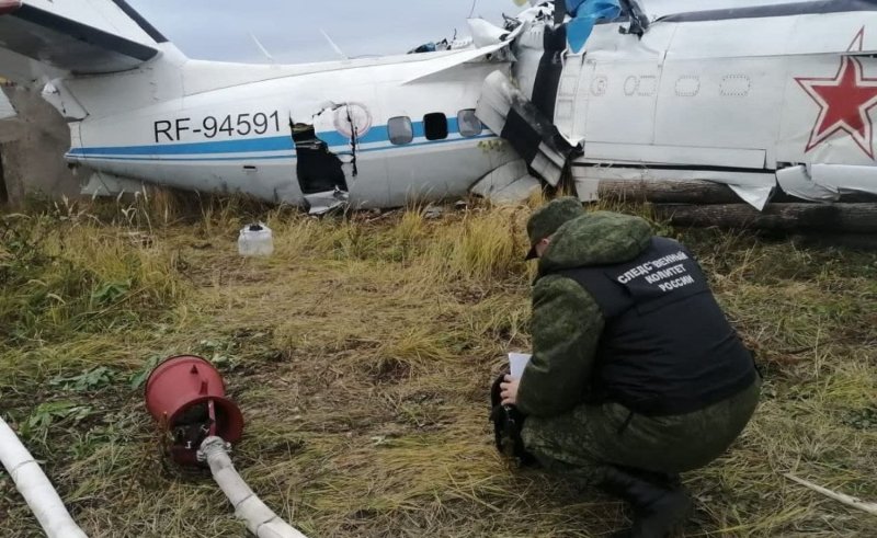 Мензелинск разбился самолет с парашютистами