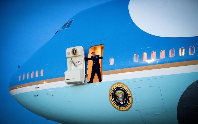 Боинг 747 президента США