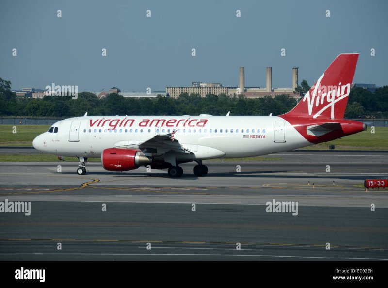 Самолет номер n 4435