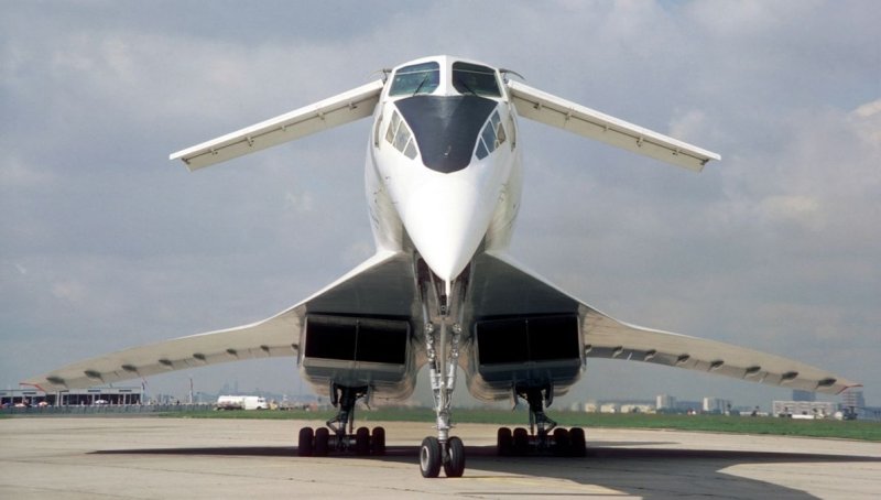 Самолет ту 144