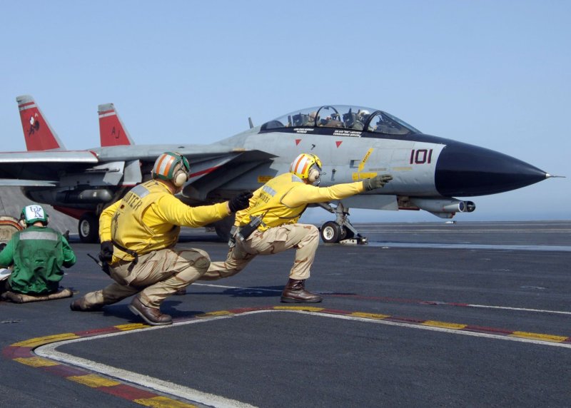 F-14 take off