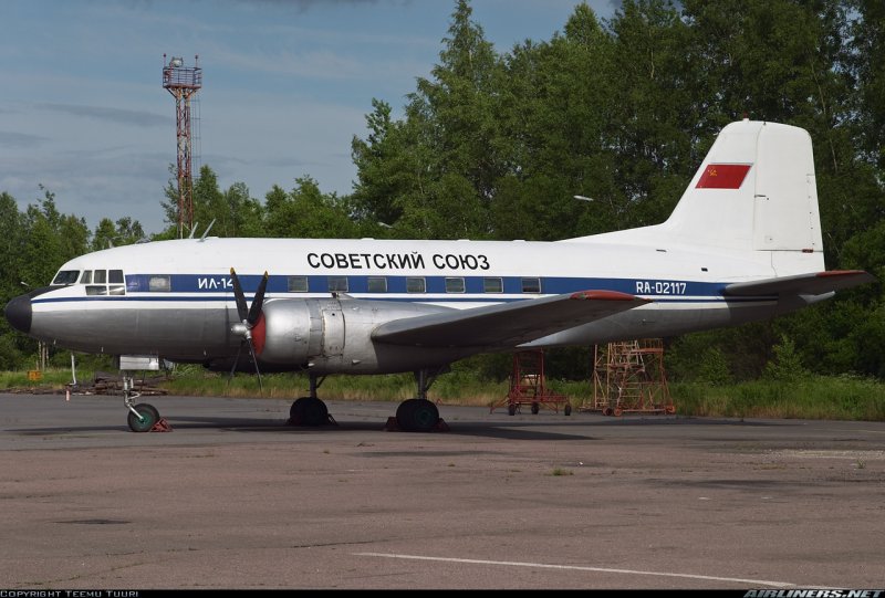 Самолет ил-14 СССР