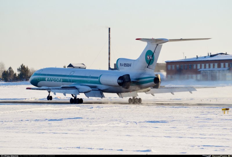 Ту 134 АЛРОСА 154м АЛРОСА аэропорт Полярный