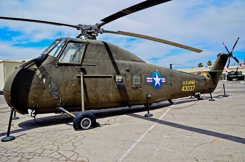 Бельгия af h-34 Choctaw