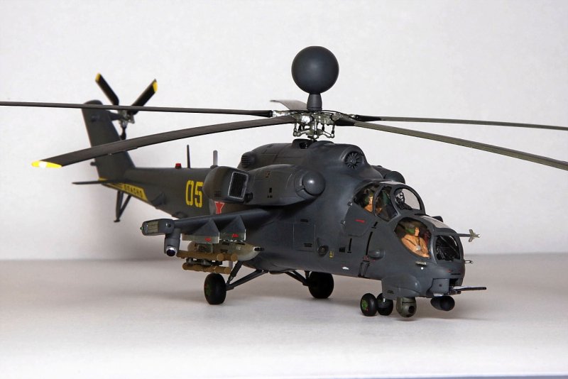 Модель вертолёта ми-24