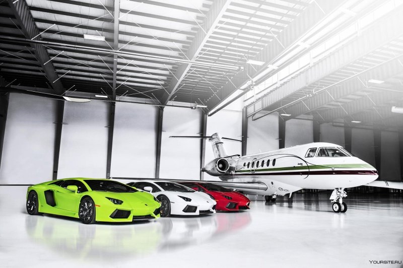 Private Jet Lamborghini