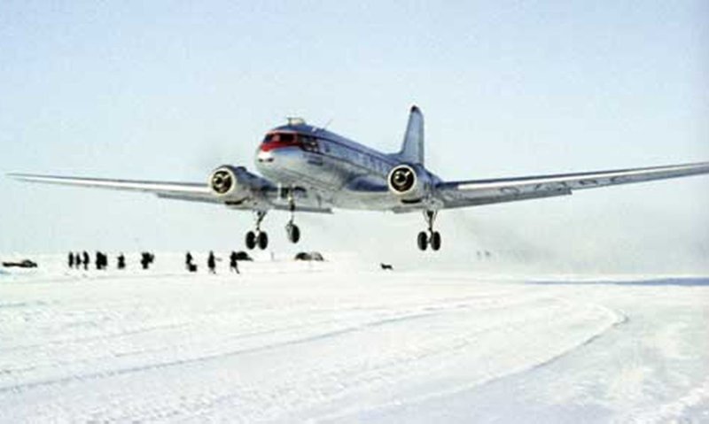 Самолёт ил-14 полярной авиации