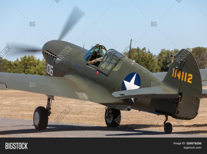P-40 В Австралии