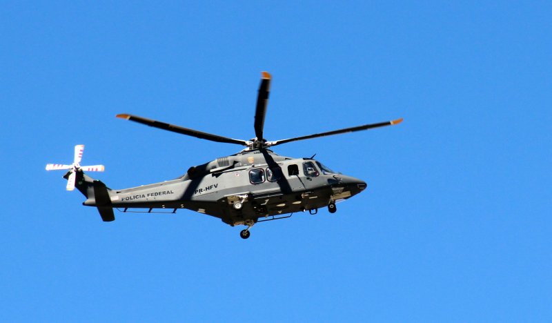 Вертолёт aw139 огромный вертолет