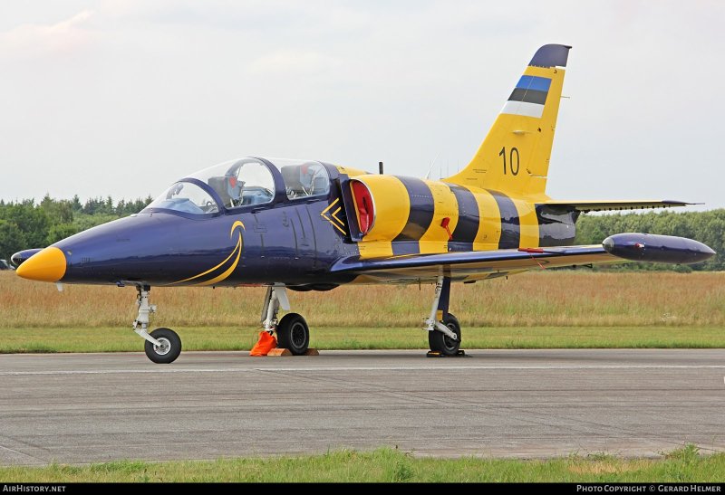 Самолет л-39 Альбатрос