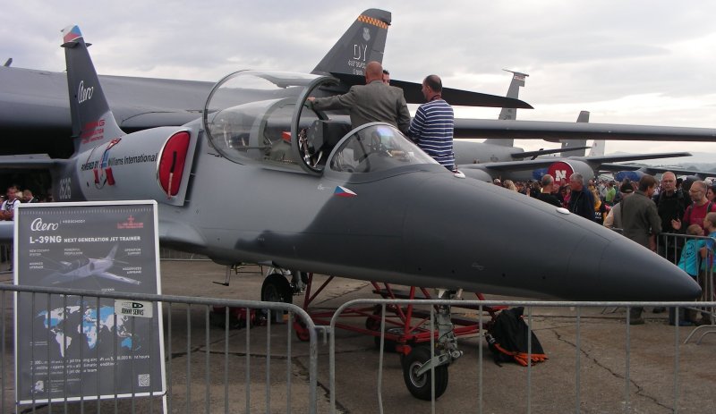 Aero l-39ng