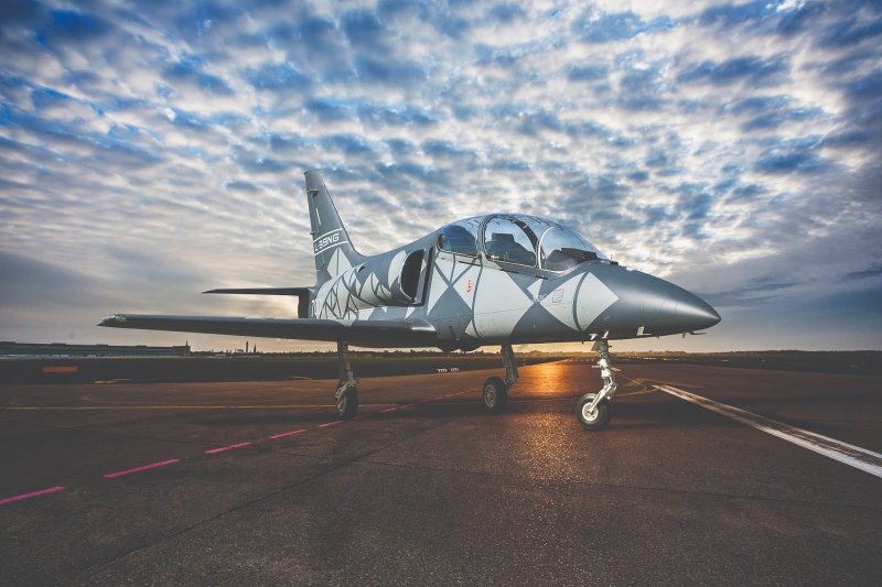 Aero l-39ng