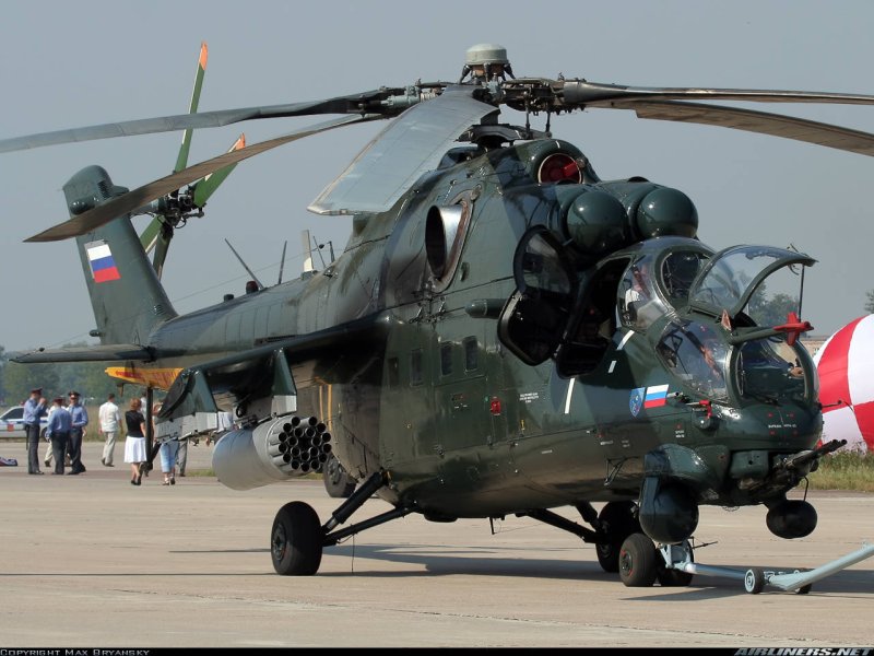 Ми-35 вертолет