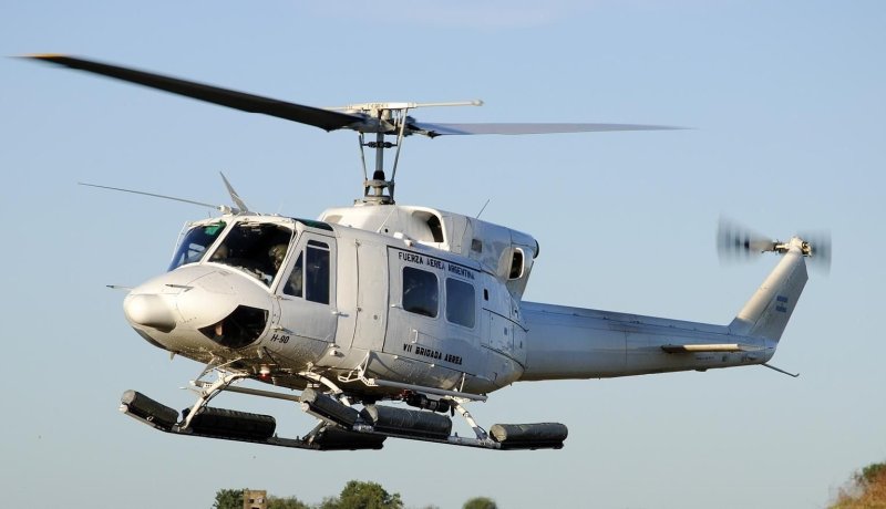 Bell 212 фото