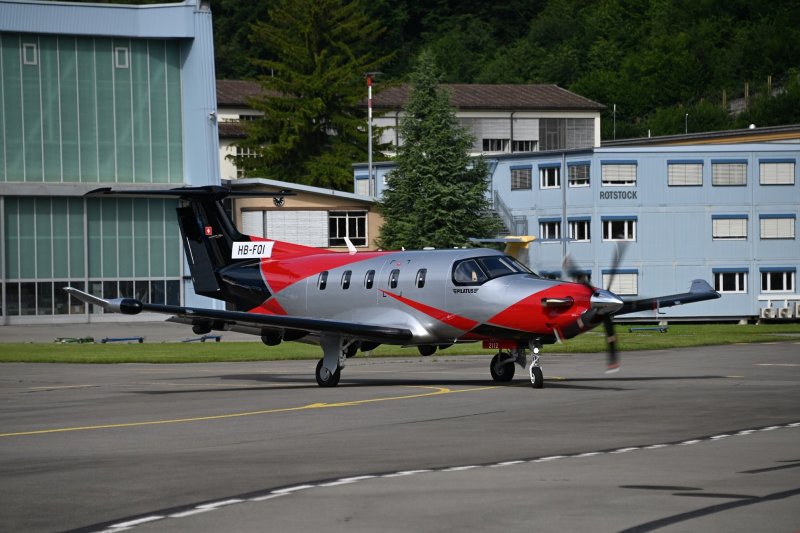 Pilatus PC-12 NGX выхлоп