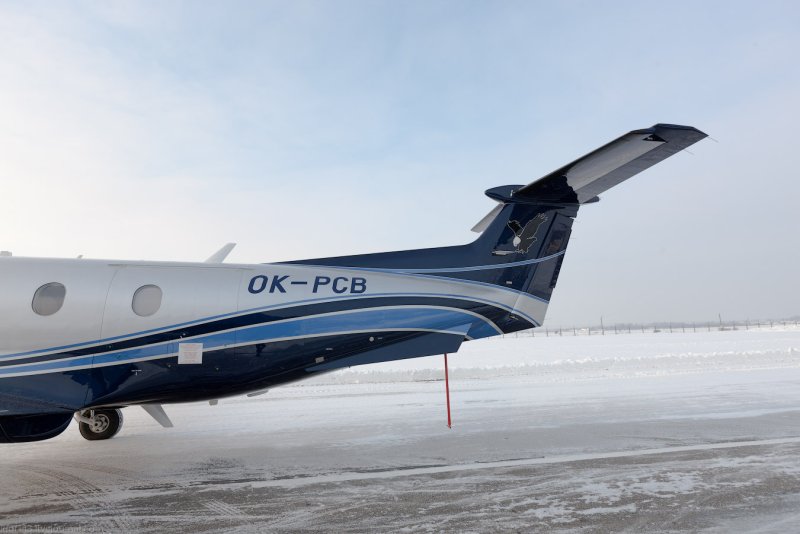 1200 Самолет