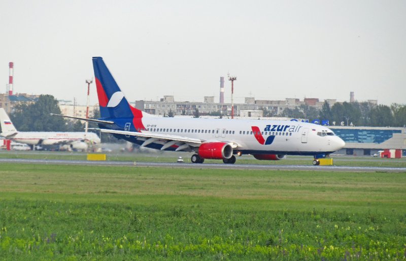 737-800 Азур