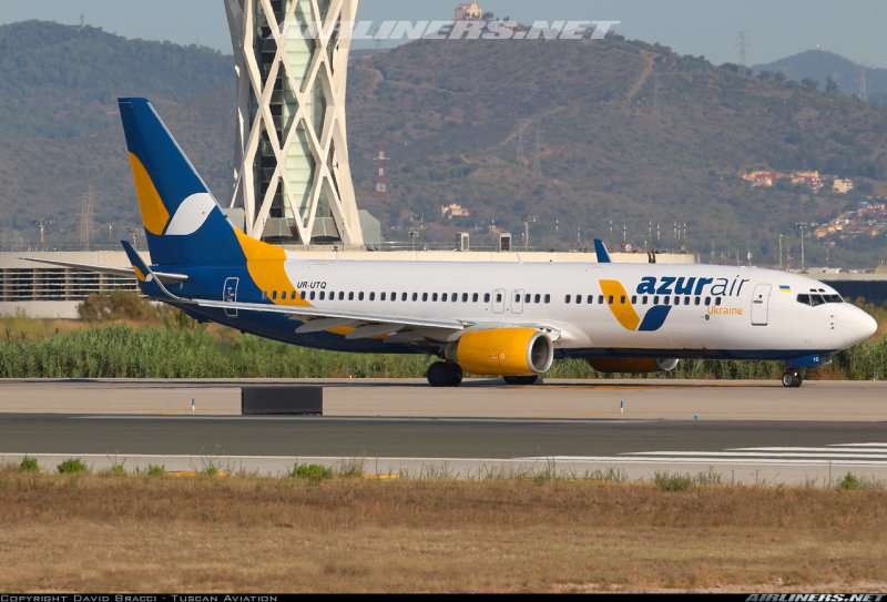 Азур Эйр 737
