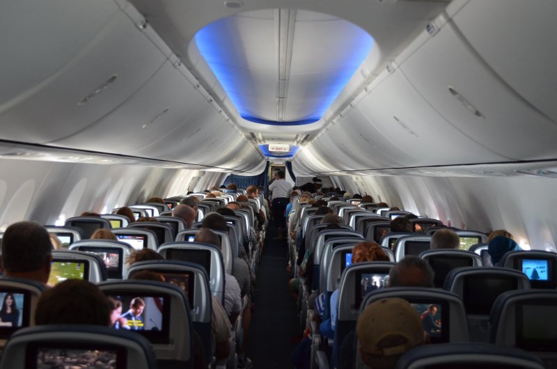 Боинг 737-900