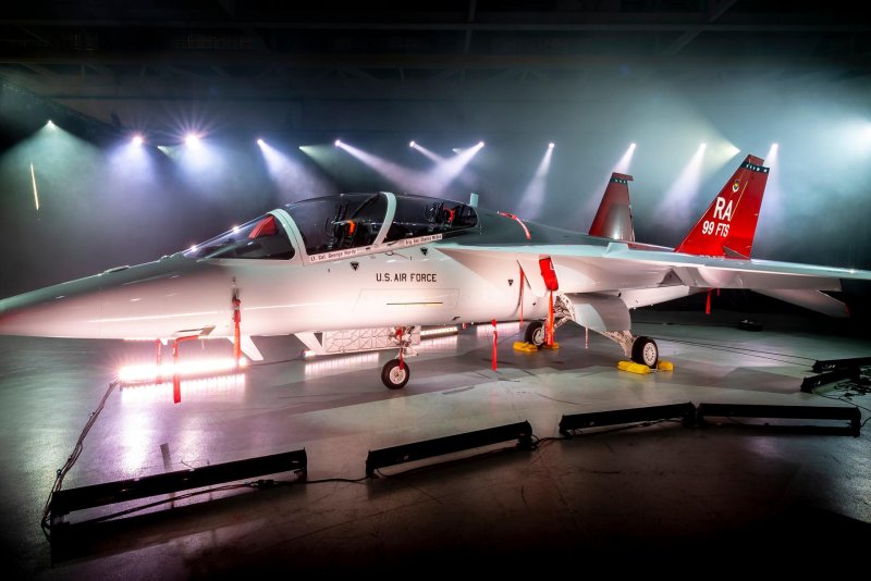 Boeing Saab t-7a