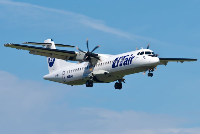 ATR ATR 72 самолет