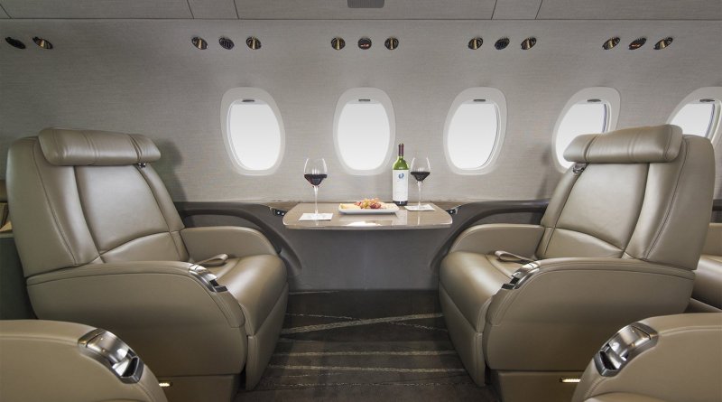  Cessna Citation Latitude салон