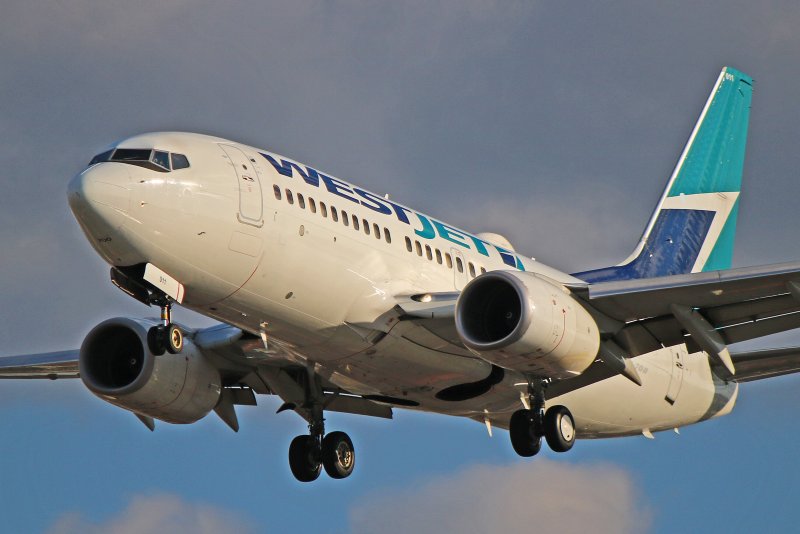 Боинг 737-700 АЛРОСА