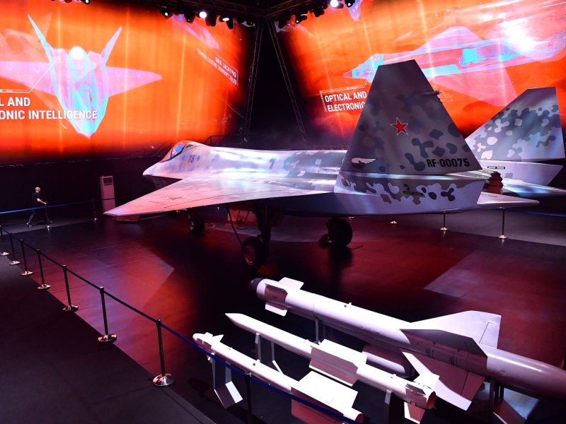 Су 75 самолет Макс 2021