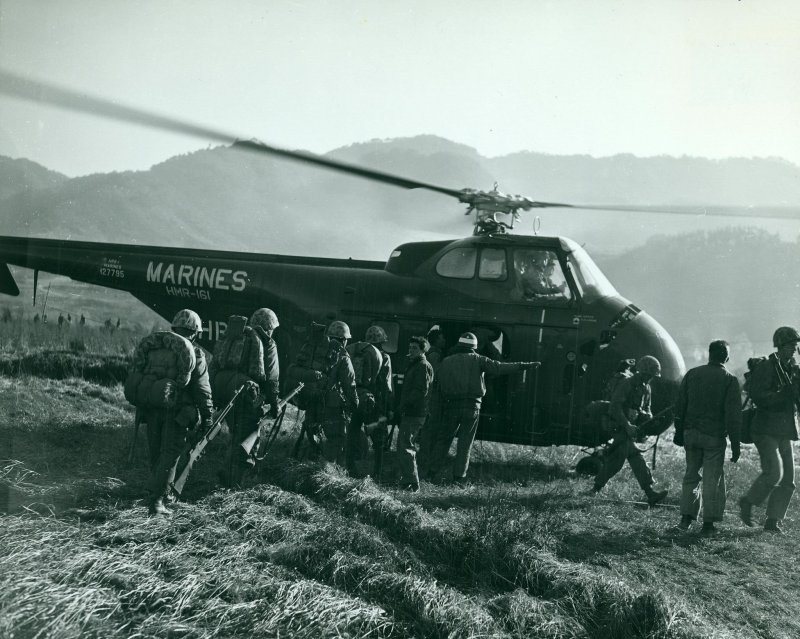 Sikorsky h-19 Marines Korea