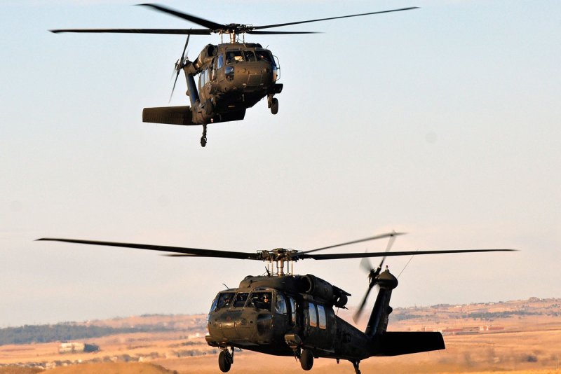 Америка вертолёт военный uh60