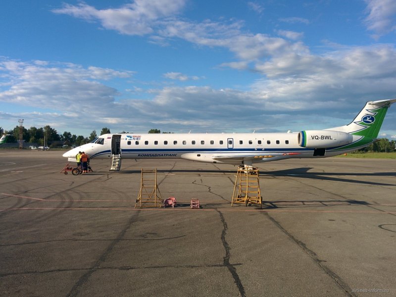 Самолёт Эмбраер 145