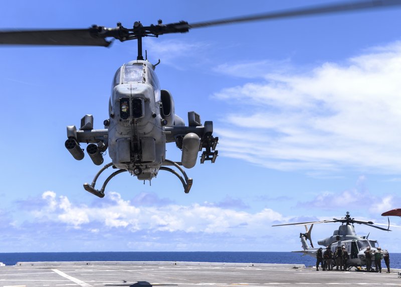 Bell Ah-1w 161022