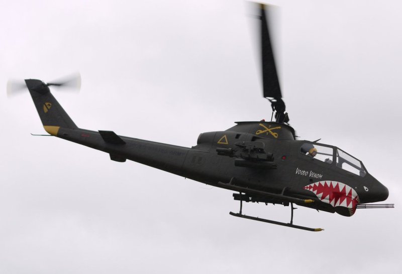 Вертолет Bell "Ah-1 Cobra"