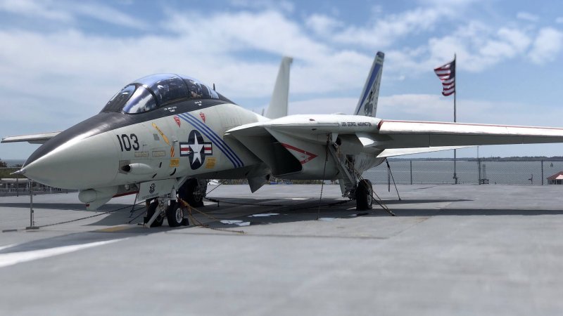 Истребитель f-14a Tomcat