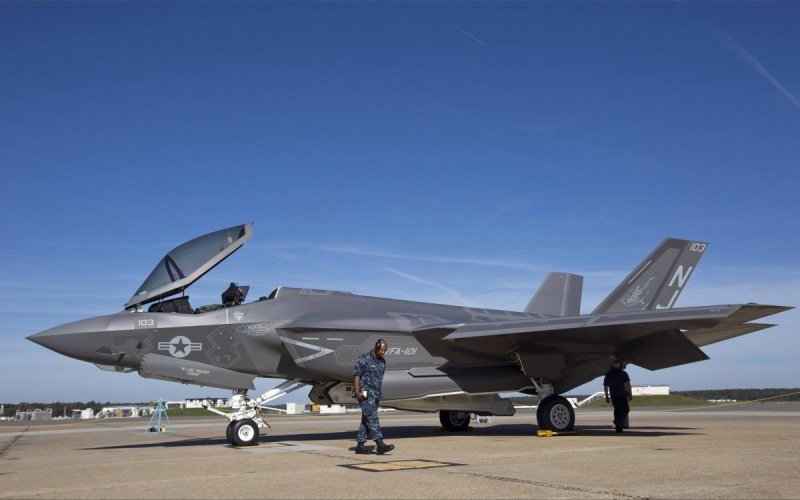 Истребитель f-35 Lightning II