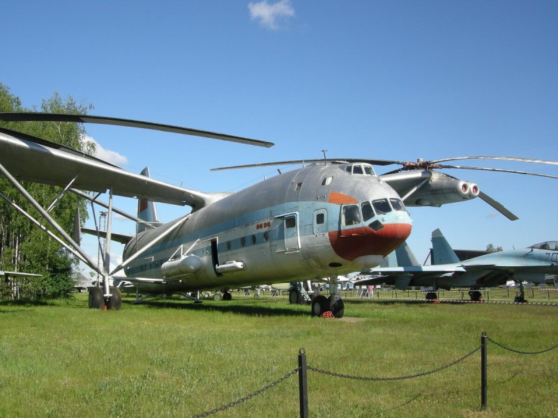 Самый большой вертолет в мире ми 12
