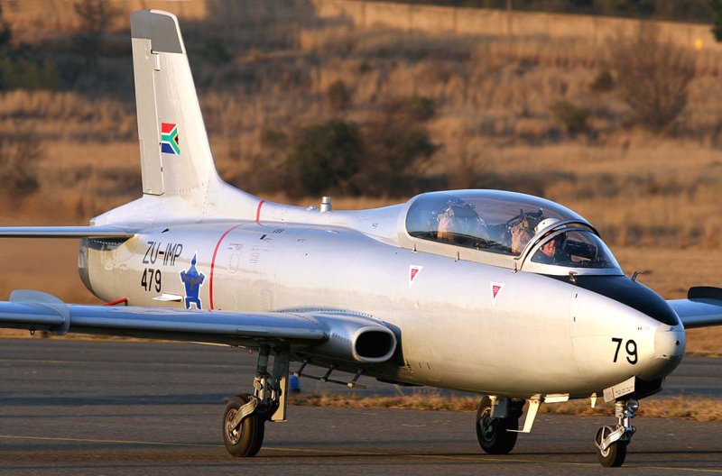 Aermacchi MB-326