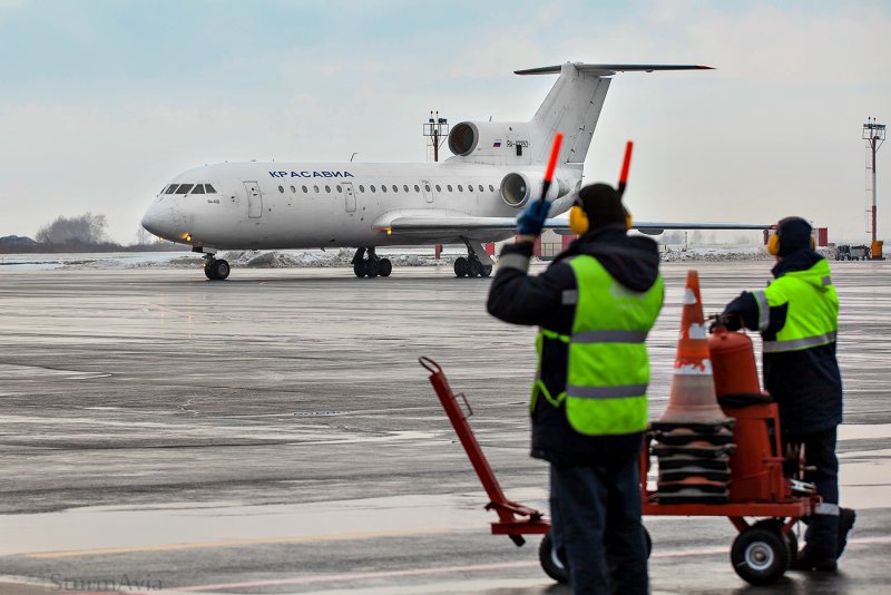 Ноябрьск самолеты аэропорт