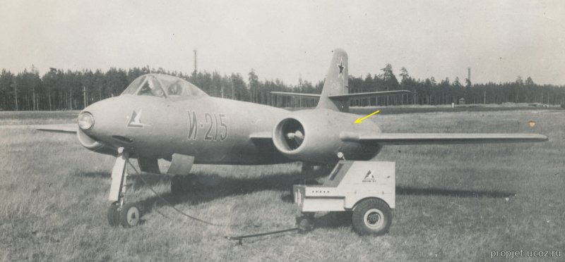 Самолет и-211