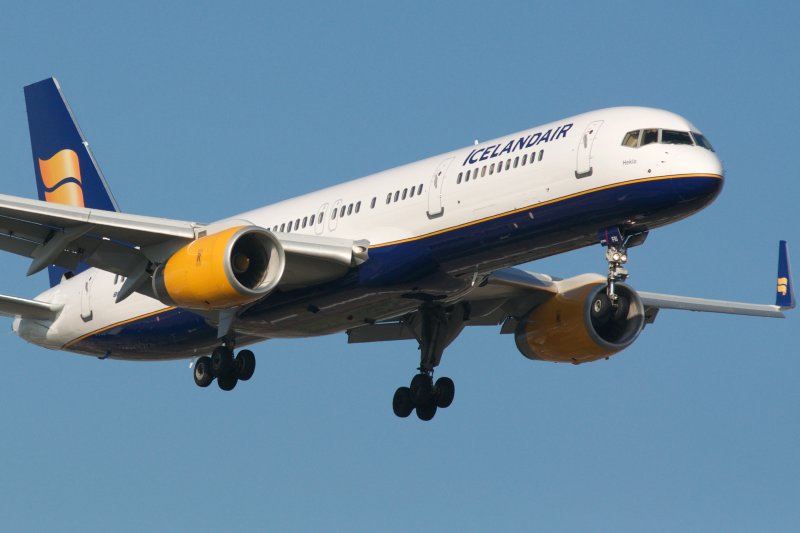 Боинг 757-200