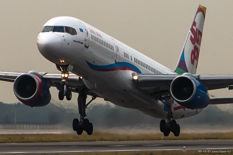 Боинг 757-200