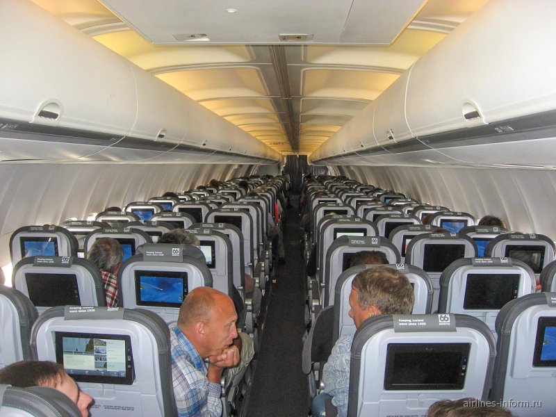 Boeing 757-200 салон