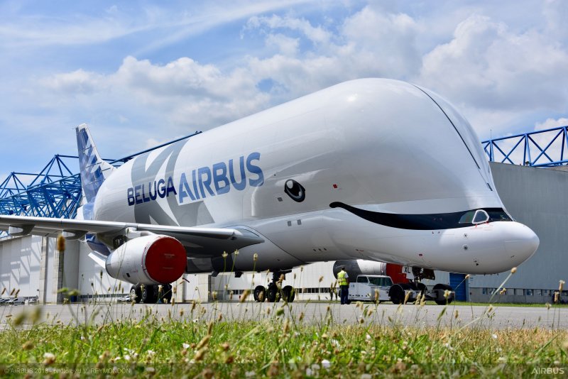 Грузовой самолет Airbus Beluga XL