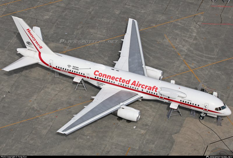Боинг 757 крыло самолета