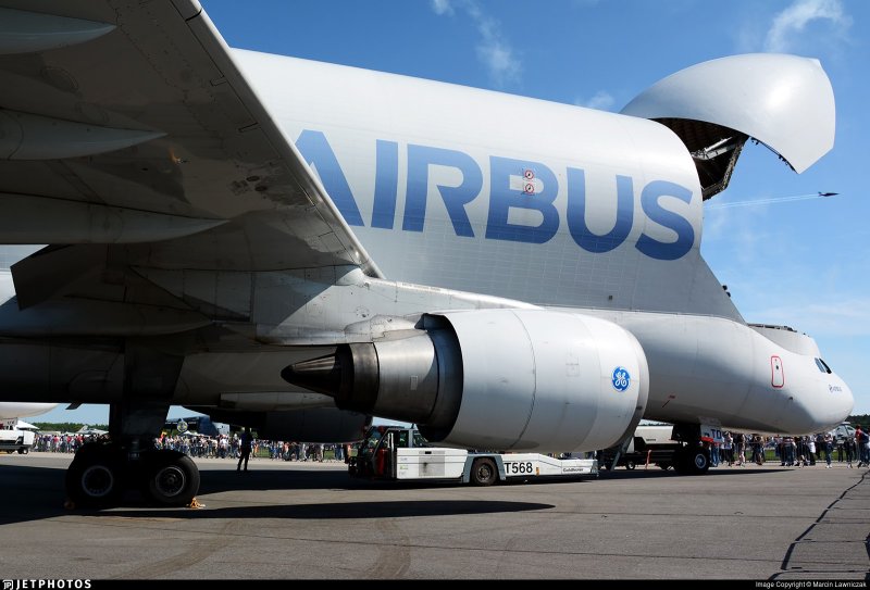 Airbus Beluga во Внуково