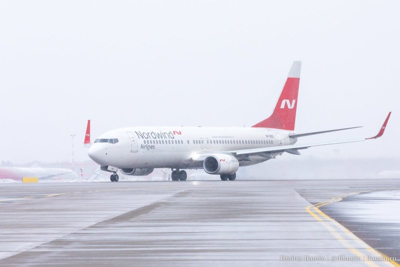 Боинг 737-800 Северный ветер