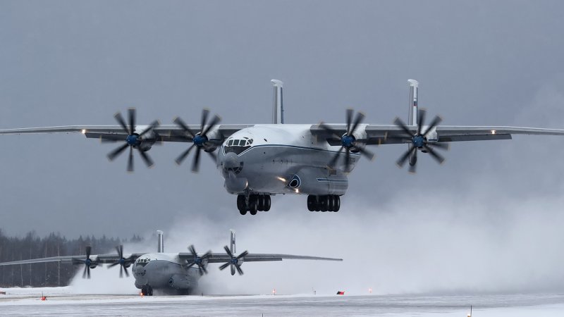 Самолёт Антей АН-22