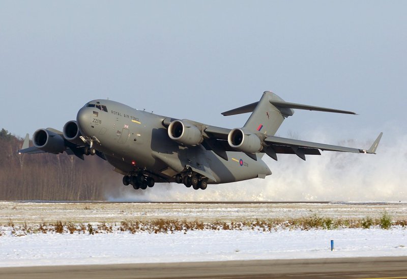 Boeing c-17 ракетоносец