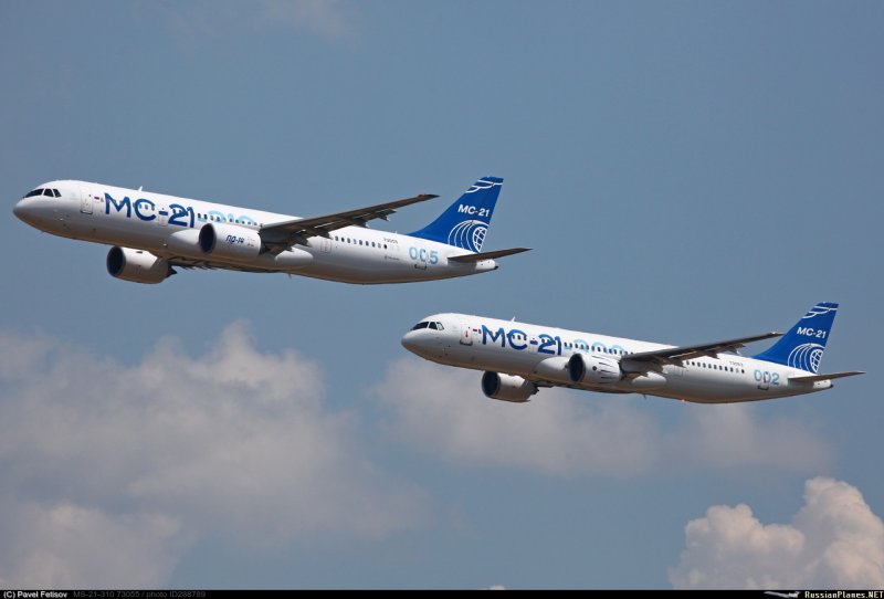 МС 310 самолет